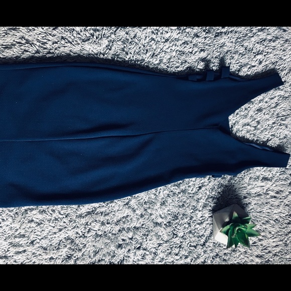 Dress✨ - Picture 2 of 4